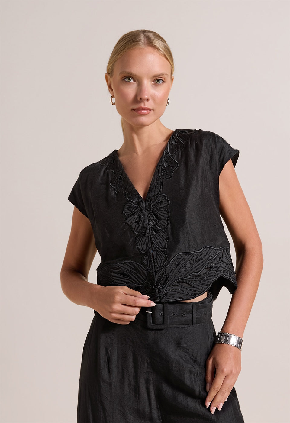 FAHARI VEST Scarlett Poppies Tops